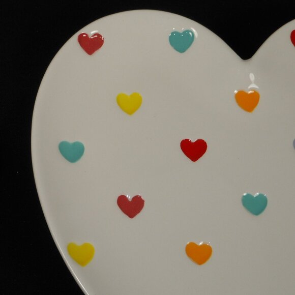 colorful heart shape plate. LANG by design - Picture 3 of 6